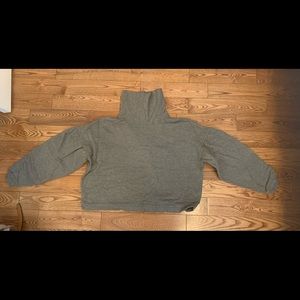 LULULEMON SWEATER SIZE 6